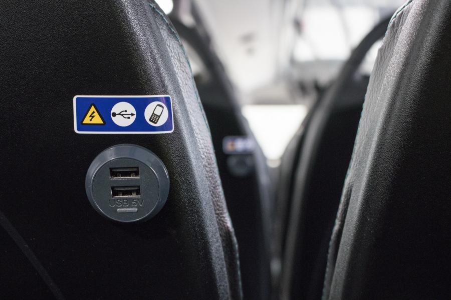 Детали интерьера Alexander Dennis Enviro400CBG City 2017 года  (фото 6 из 8)